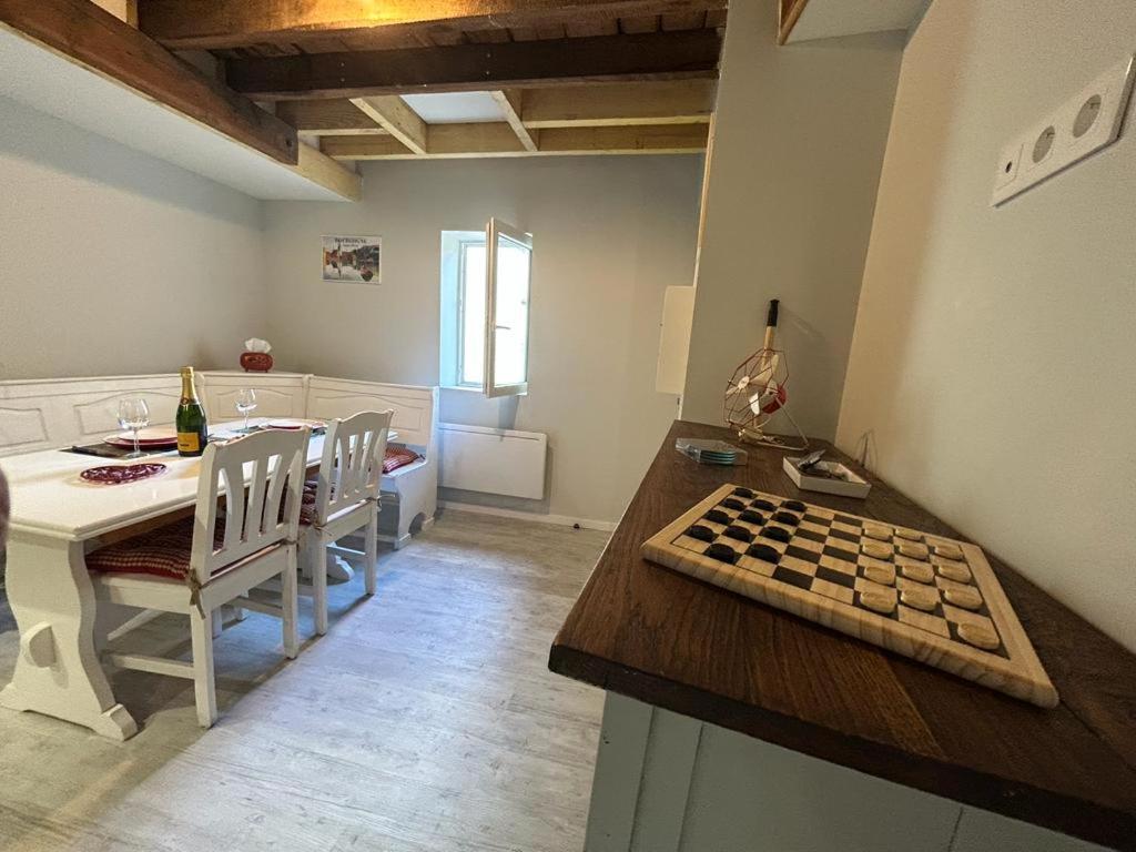 Le Citadin Bourguignon Konuk evi Toucy Dış mekan fotoğraf